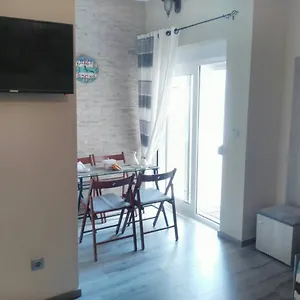 https://petros-apartment.albaniahotels.org